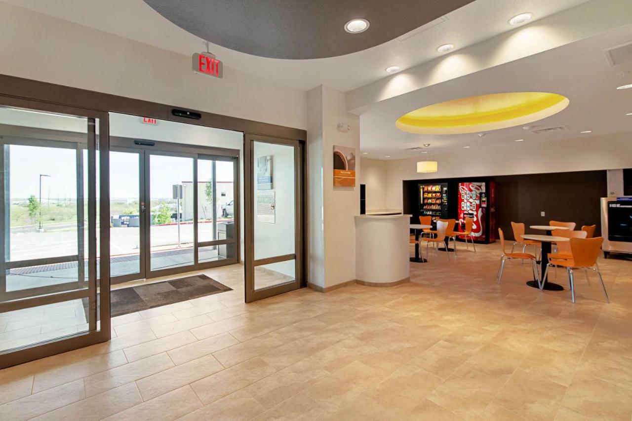 Studio 6 Austin Airport ภายนอก รูปภาพ