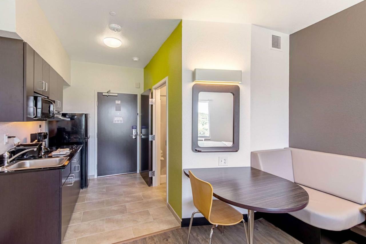 Studio 6 Austin Airport ภายนอก รูปภาพ