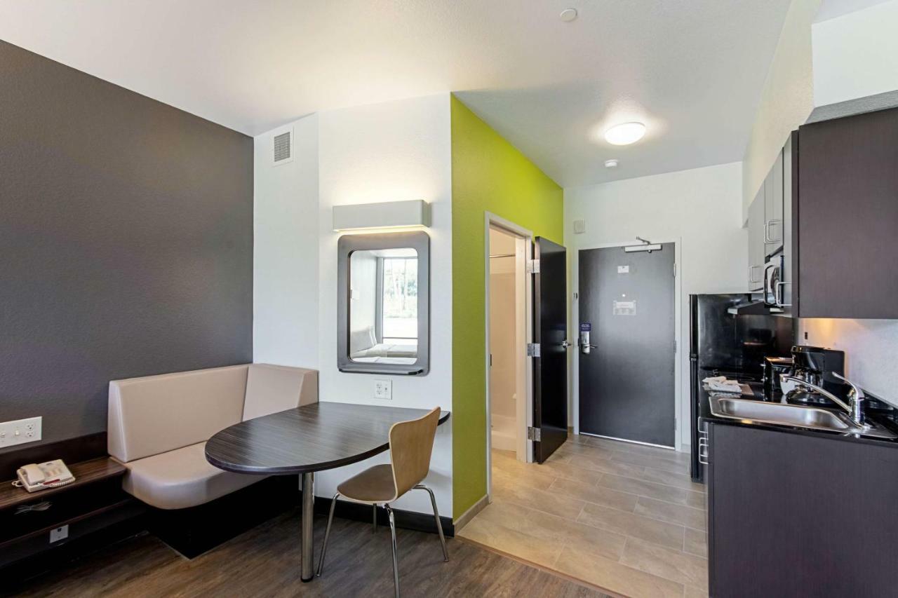 Studio 6 Austin Airport ภายนอก รูปภาพ