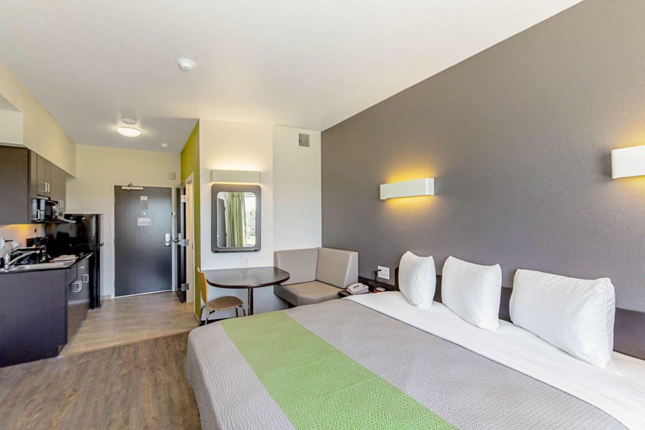 Studio 6 Austin Airport ภายนอก รูปภาพ
